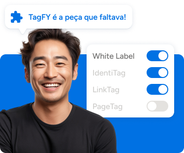 Homem exibindo funções de um Code personalizável